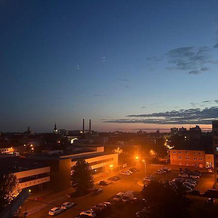 Hodonin Centre View Apartamento Exterior foto